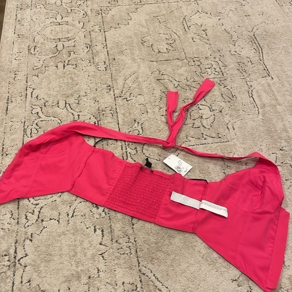 Forever 21 Halter Top💗 - Picture 13 of 14